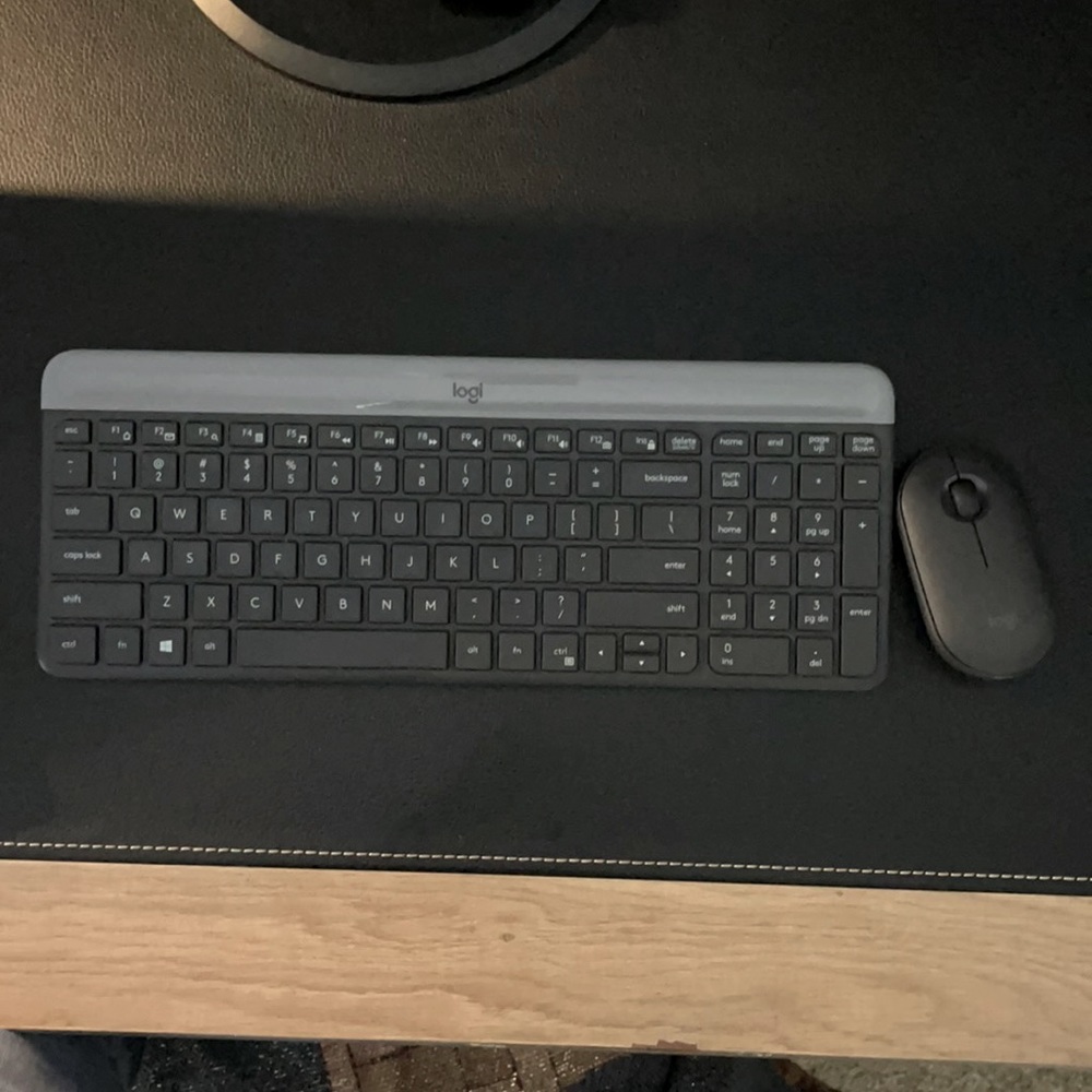 Logitech K470 keyboard and mouse!